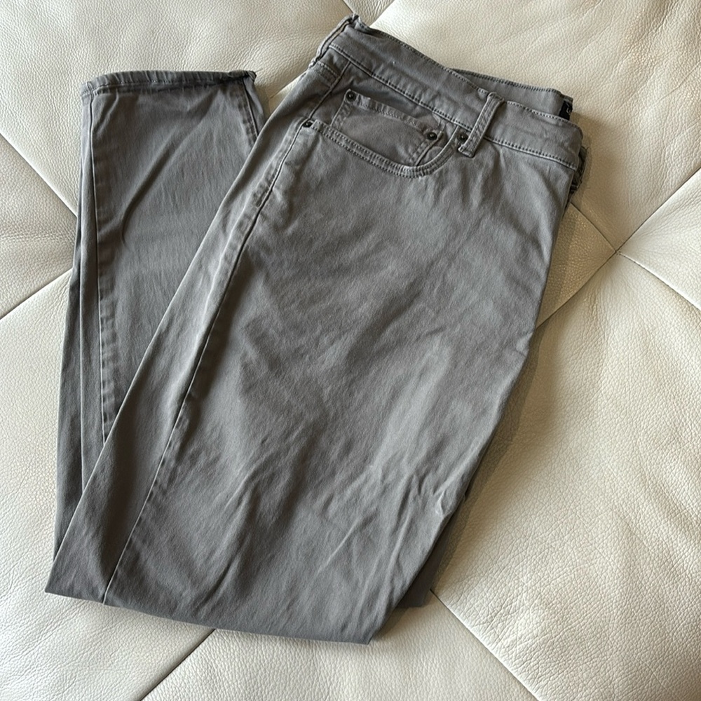 Lucky Brand men’s casual pants